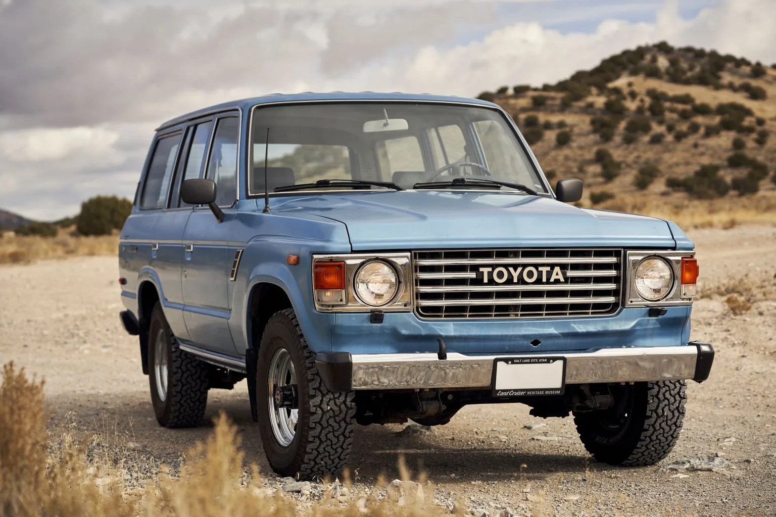 toyota fj60 car