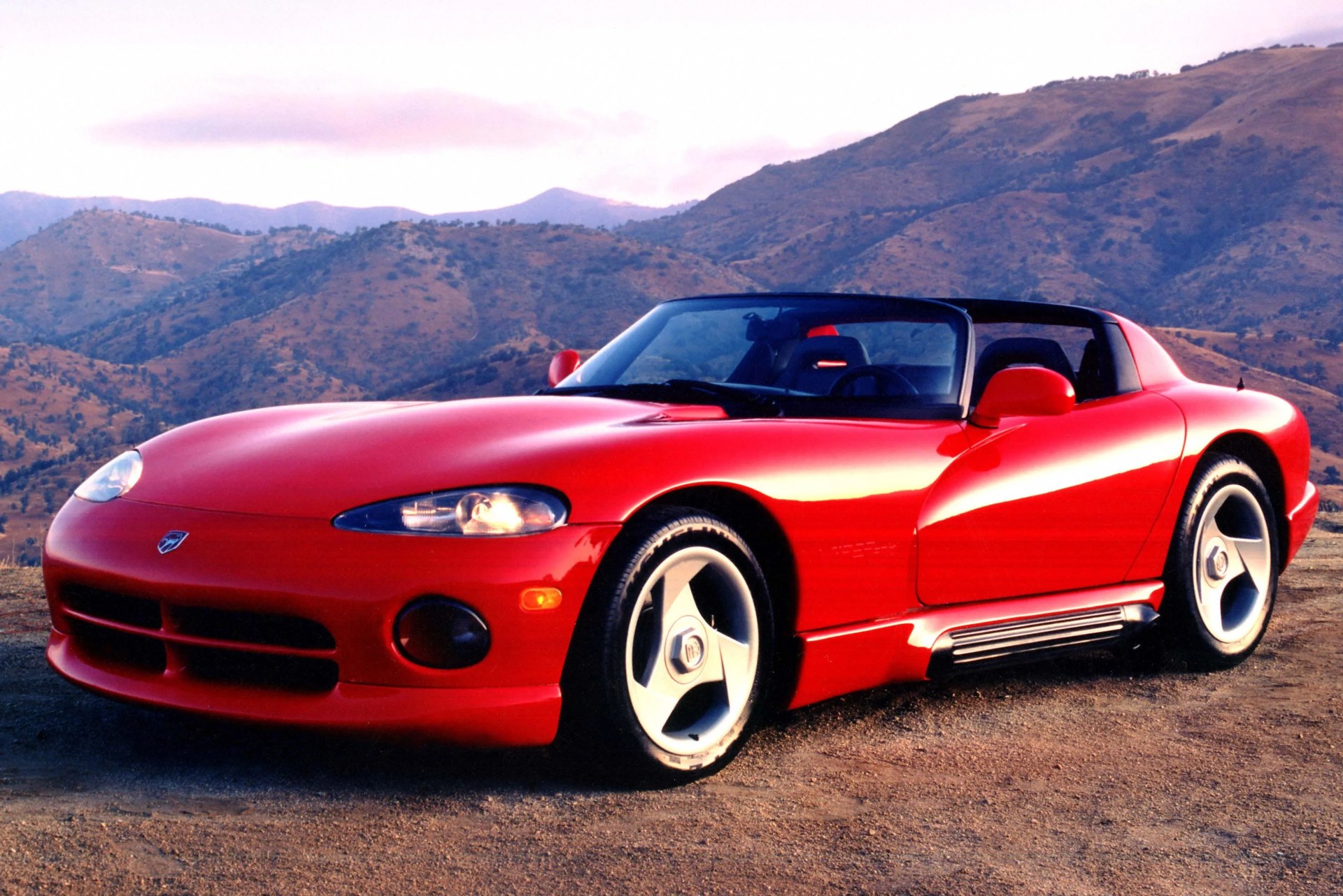 dodge viper car