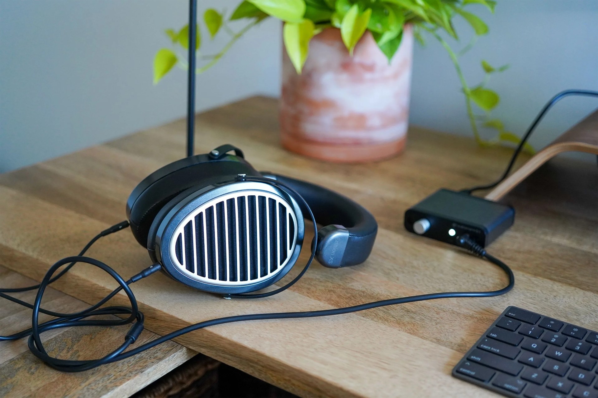 HiFiMan Edition XS headphones