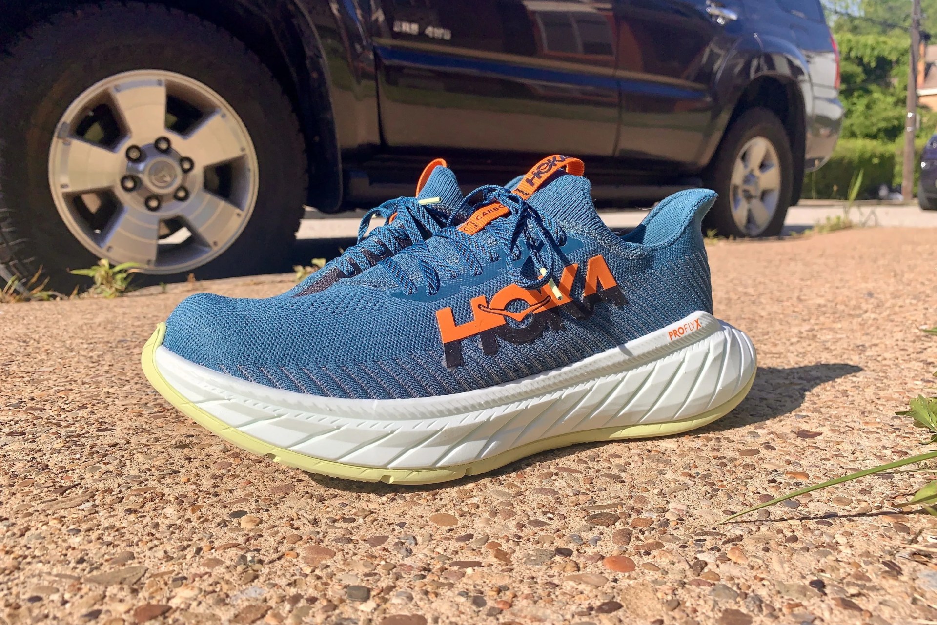 hoka carbon x 3