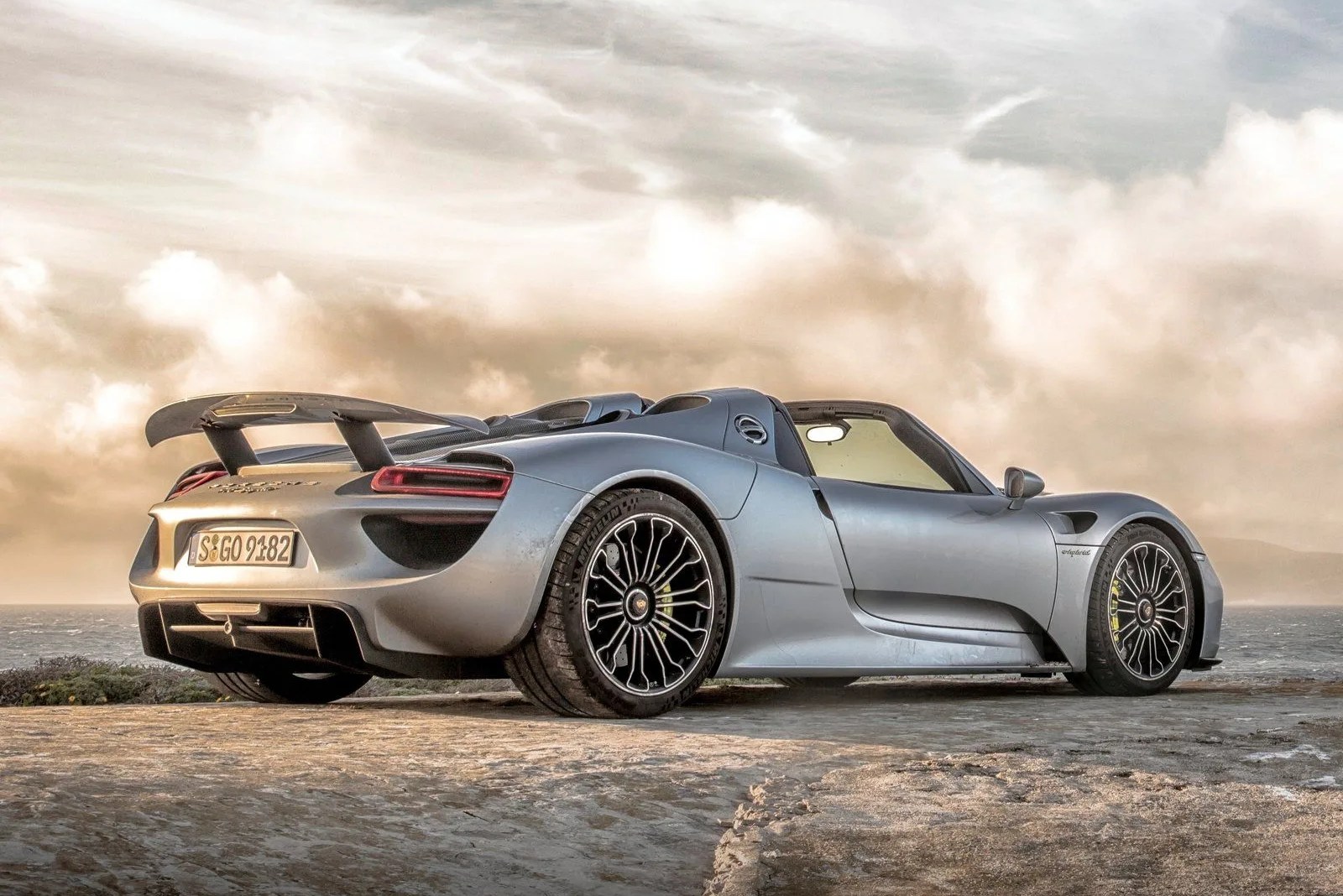 porsche 918 spyder